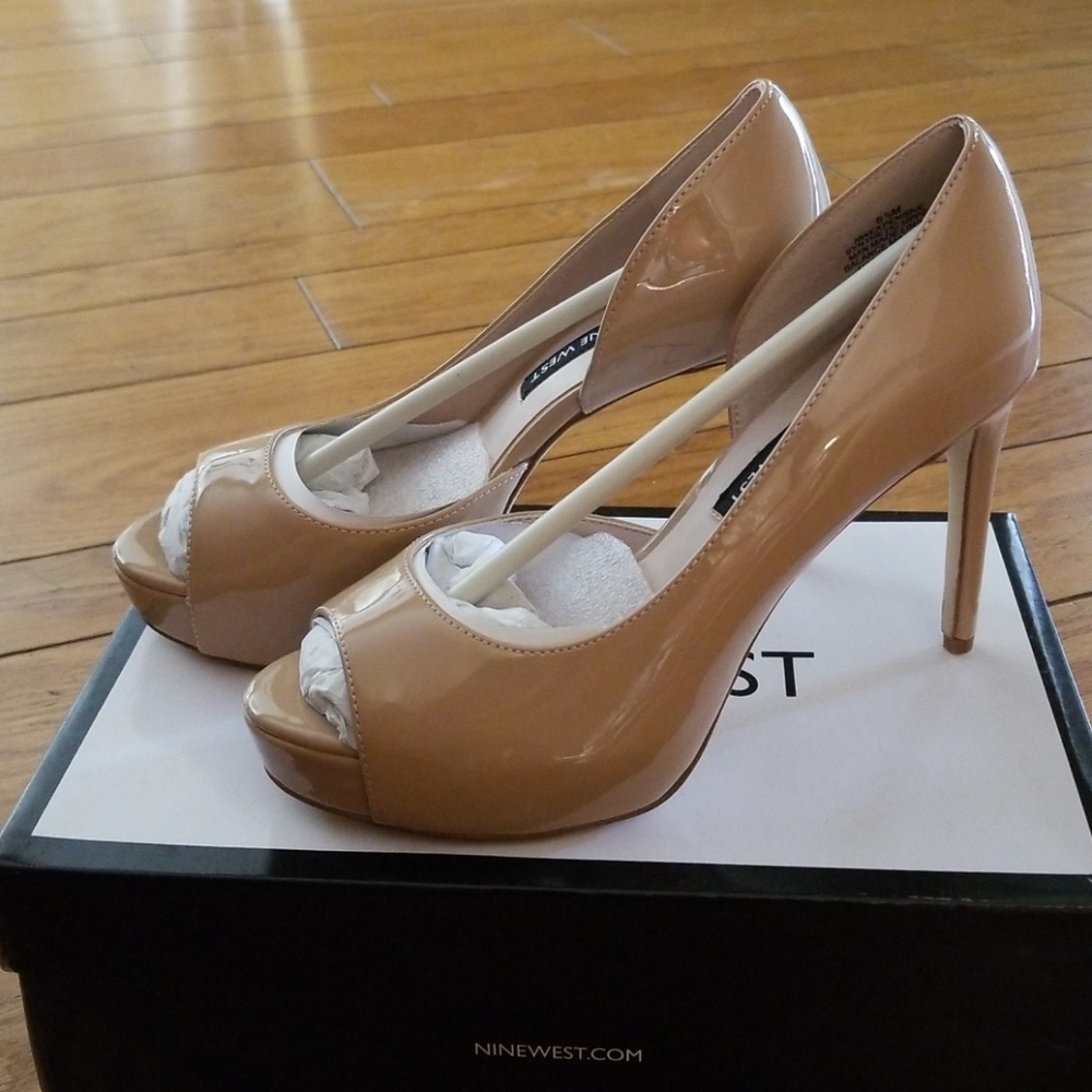Brand new nude heels.